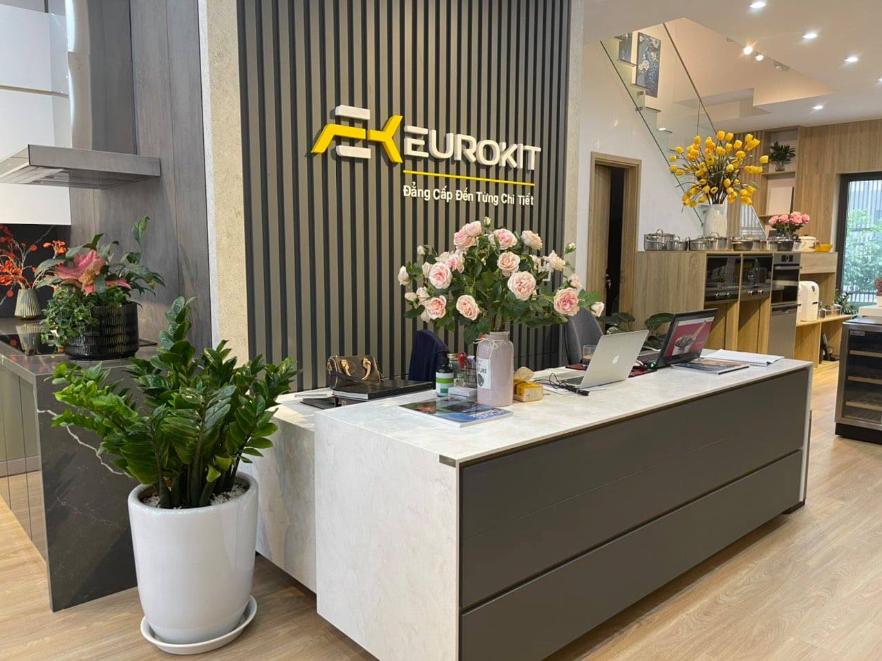 Showroom Eurokit 2