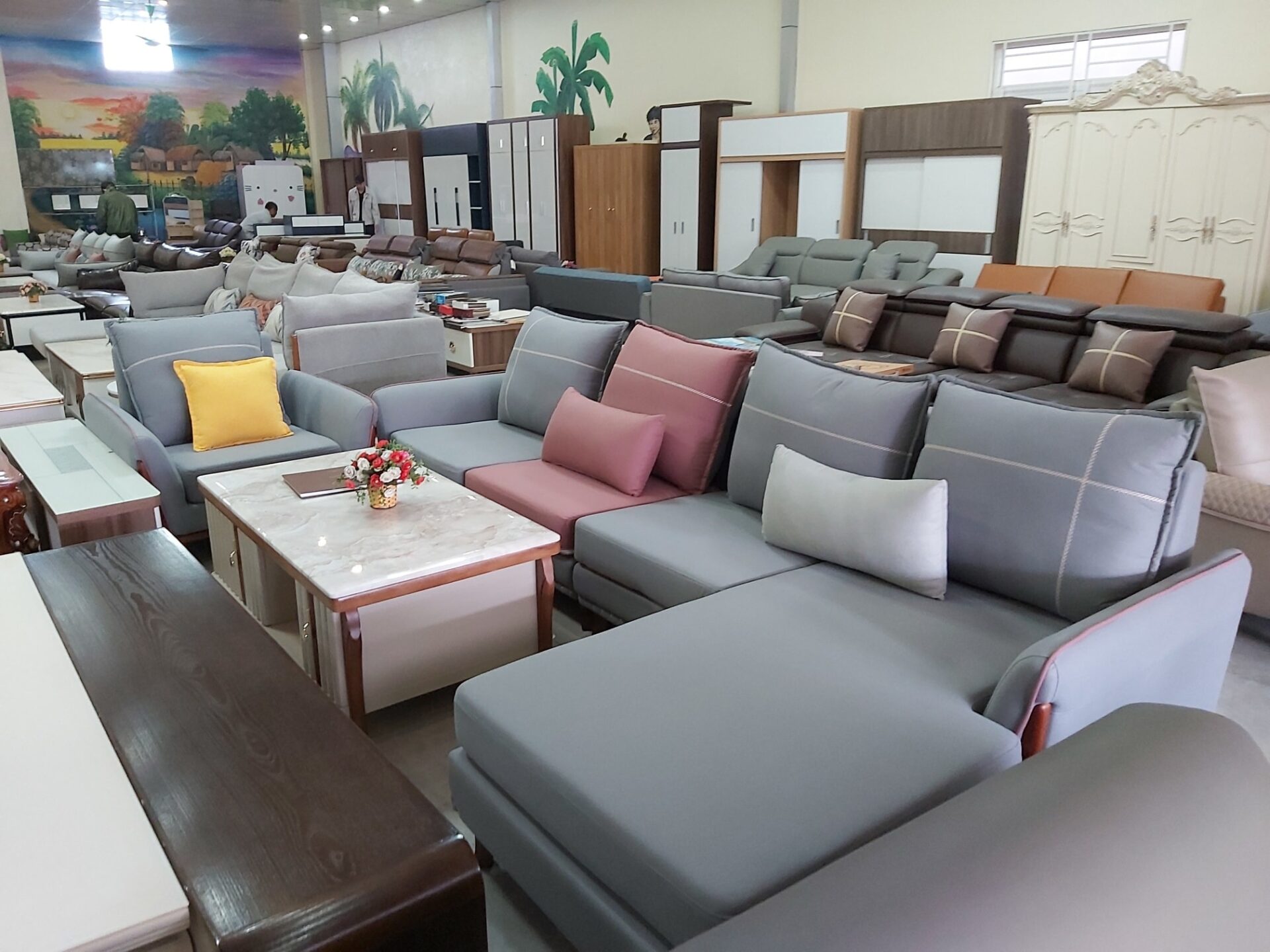 Showroom Nội thất Trần Gia