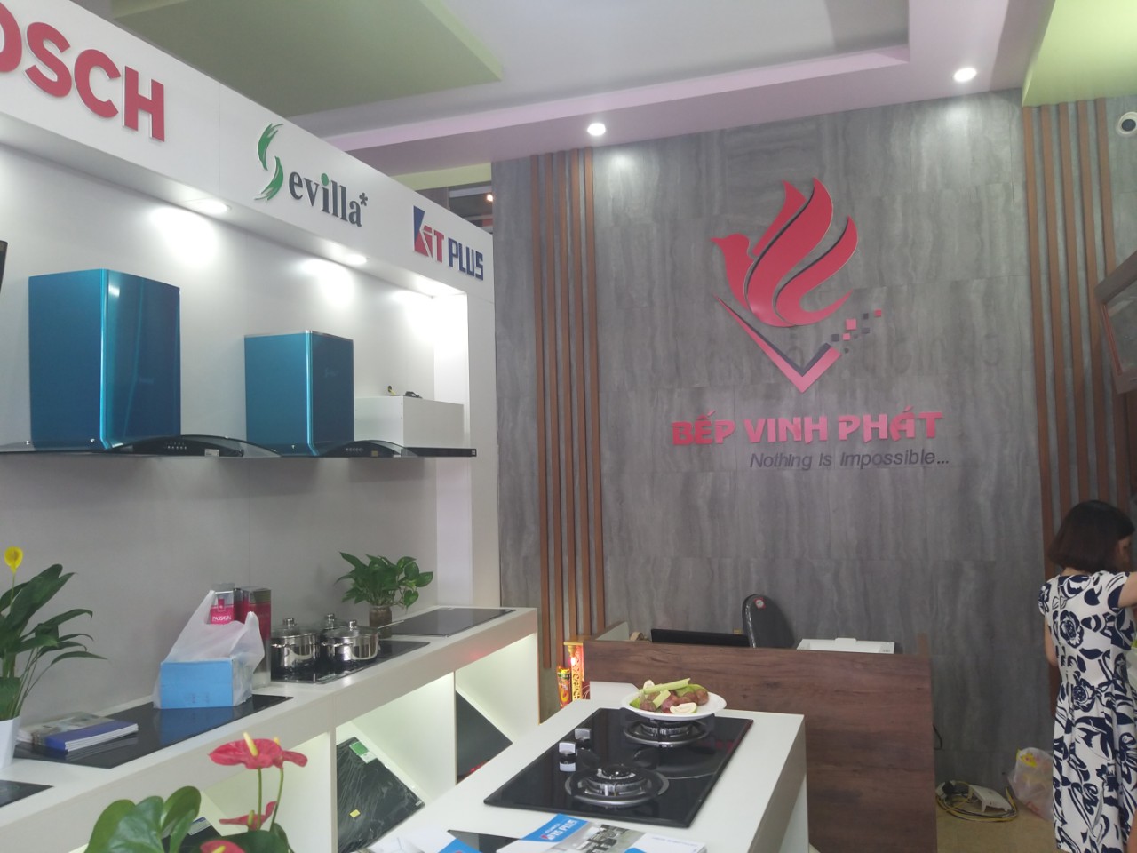 Showroom Vinh Phát 2